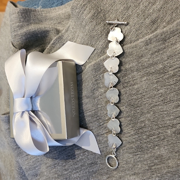 New Sterling Silver Quilted Heart Toggle Bracelet 7 1/4" - Picture 4 of 4